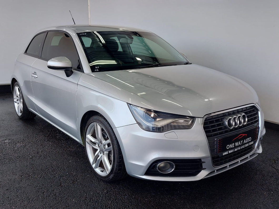 A1 1.4T FSI ATTRACTION S-TRON 3DR - 5058