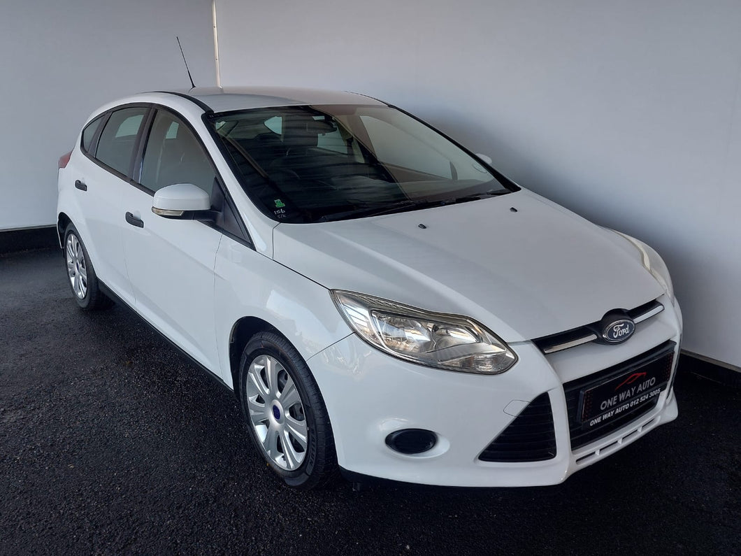 FOCUS 1.6 TI VCT AMBIENTE - H765
