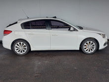 Load image into Gallery viewer, CRUZE 1.4T LS 5DR - H819
