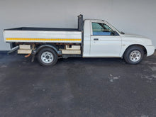 Load image into Gallery viewer, COLT 2000 LWB P/U S/C - 5066
