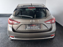 Load image into Gallery viewer, MAZDA 3 1.6 DYNAMIC 5DR A/T - H731

