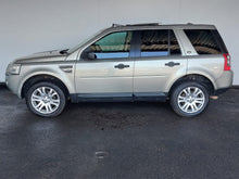 Load image into Gallery viewer, FREELANDER II 2.2 SD4 HSE A/T - H806
