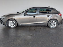 Load image into Gallery viewer, MAZDA 3 1.6 DYNAMIC 5DR A/T - H731
