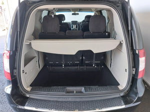 GRAND VOYAGER 2.8 LX A/T - H818