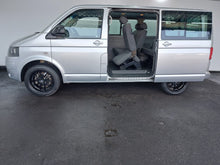 Load image into Gallery viewer, T5 KOMBI 2.0 TDI (75KW) BASE (TRENDLINE) - 5086
