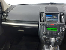 Load image into Gallery viewer, FREELANDER II 2.2 TD4 HSE A/T - 5016

