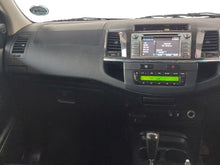 Load image into Gallery viewer, FORTUNER 3.0D-4D R/B A/T - 5087
