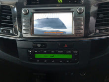 Load image into Gallery viewer, FORTUNER 3.0D-4D R/B A/T - 5087
