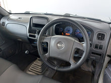 Load image into Gallery viewer, HARDBODY NP300 2.0i LWB P/U S/C - 5082
