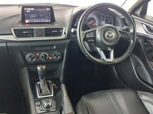 Load image into Gallery viewer, MAZDA 3 1.6 DYNAMIC 5DR A/T - H731
