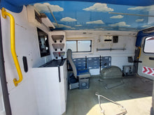 Load image into Gallery viewer, CRAFTER 35 2.0TDI MWB 103KW F/C P/V - 5041
