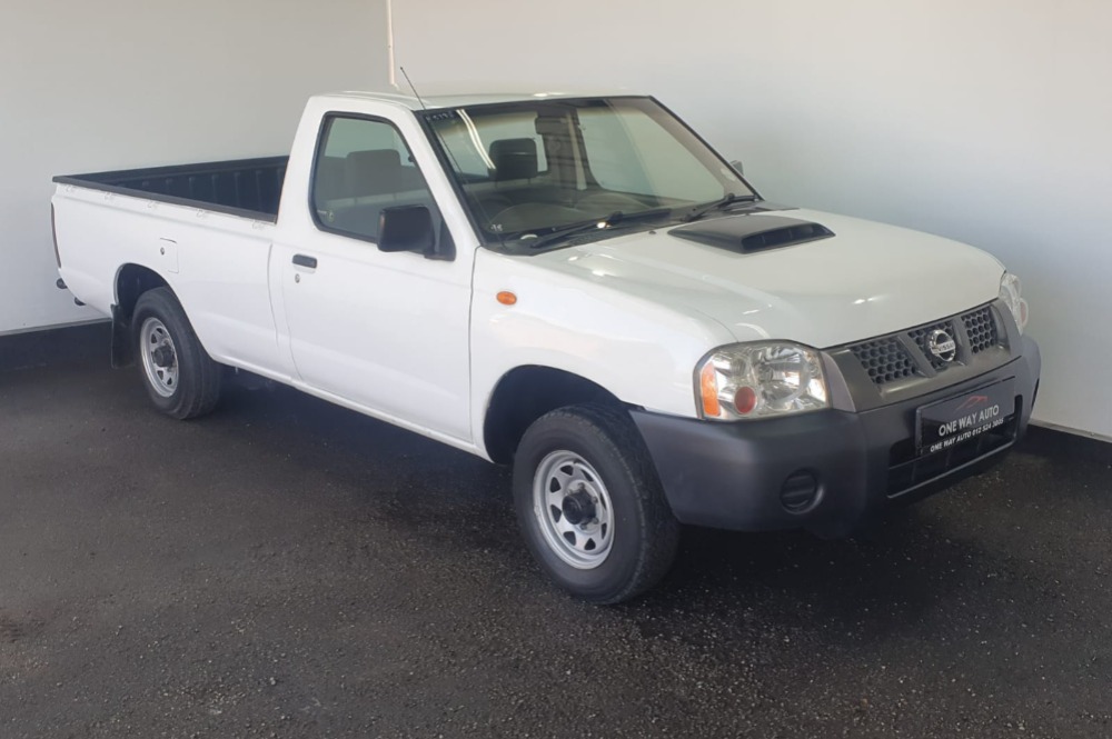 2014 Nissan NP 300 Hardbody 2.5 TDi LWB SE Single Cab